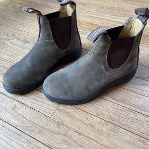 Blundstone Chelsea Boots
